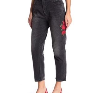 Kendall & Kylie the Icon